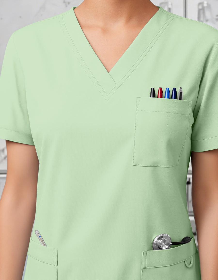 Uniforme Médico 2 Piezas Filipina y Pantalón · Unisex color Verde Claro