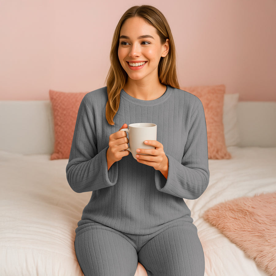 Pijama Polar Mujer Acanalada 2 Piezas · Manga Larga y Pantalón · Unitalla color Gris