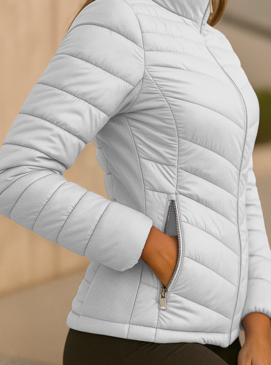Chamarra Acolchada Mujer Ligera e Impermeable · Cuello Alto color Blanco