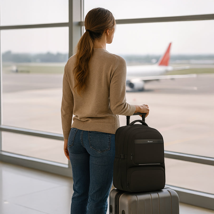 Mochila para Laptop 15" con Compartimento Térmico para Lonche · Puerto USB · Impermeable
