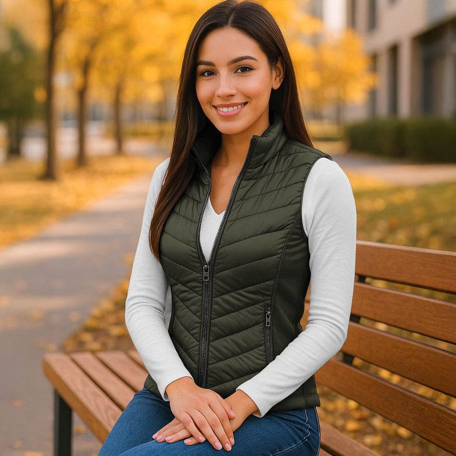 Chaleco Acolchado Mujer Ligero e Impermeable · Cuello Alto color Verde Militar