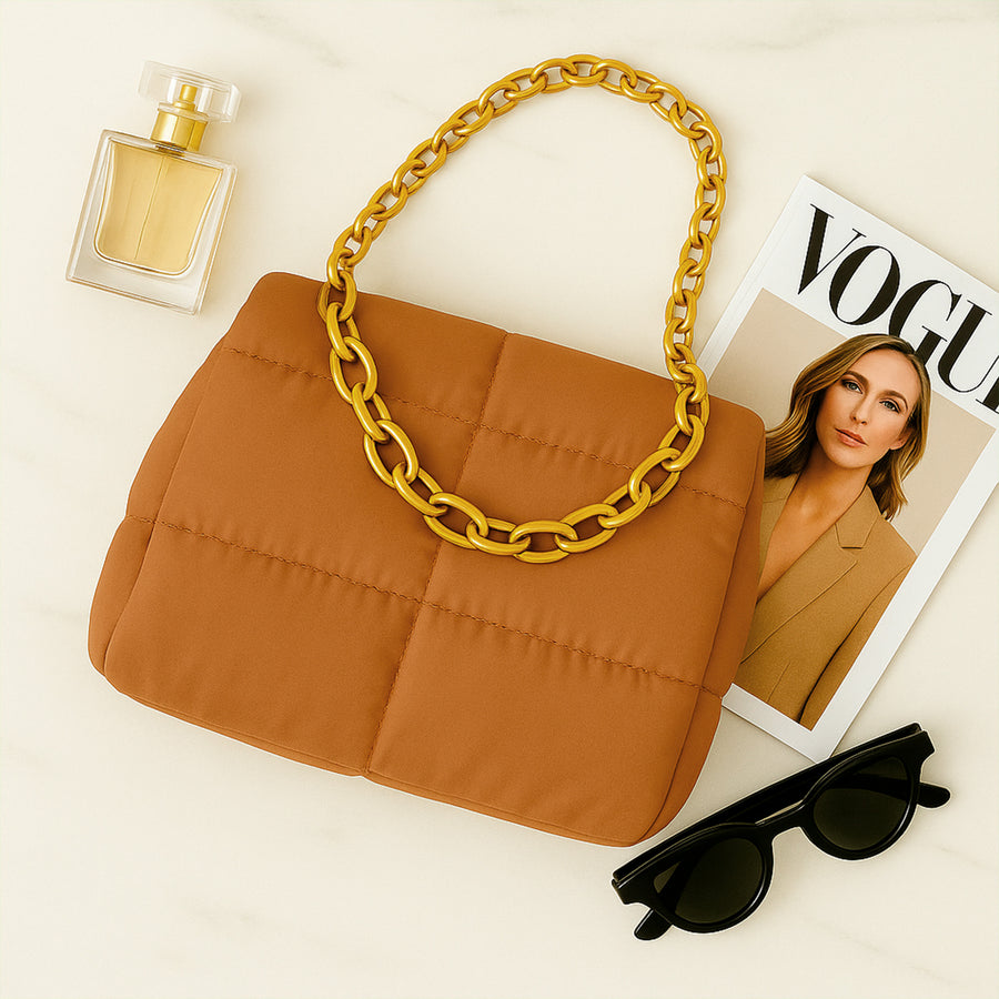 Bolsa Acolchada Mujer con Cadena Dorada · Bandolera 25 × 16 cm color Café