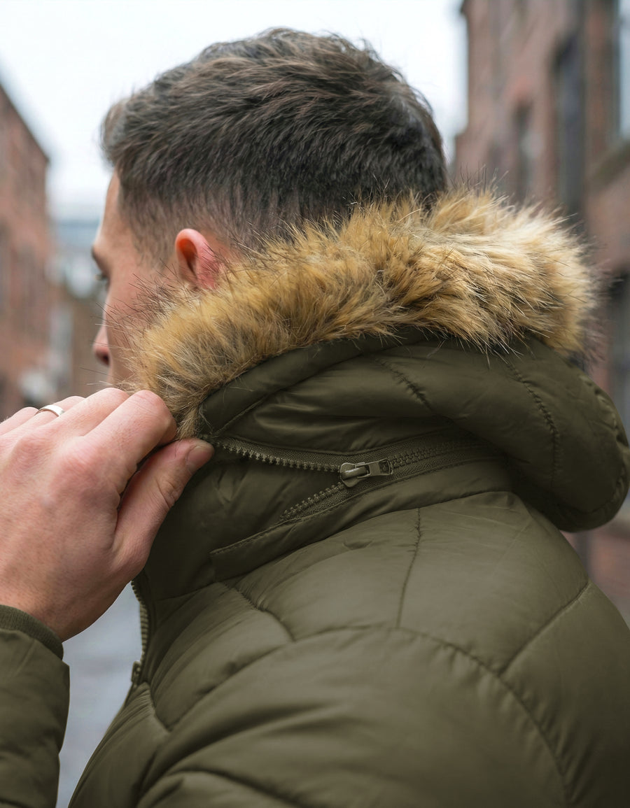Chamarra Puffer Hombre con Capucha de Peluche · Acolchada y Térmica · CH a XG color Verde Militar