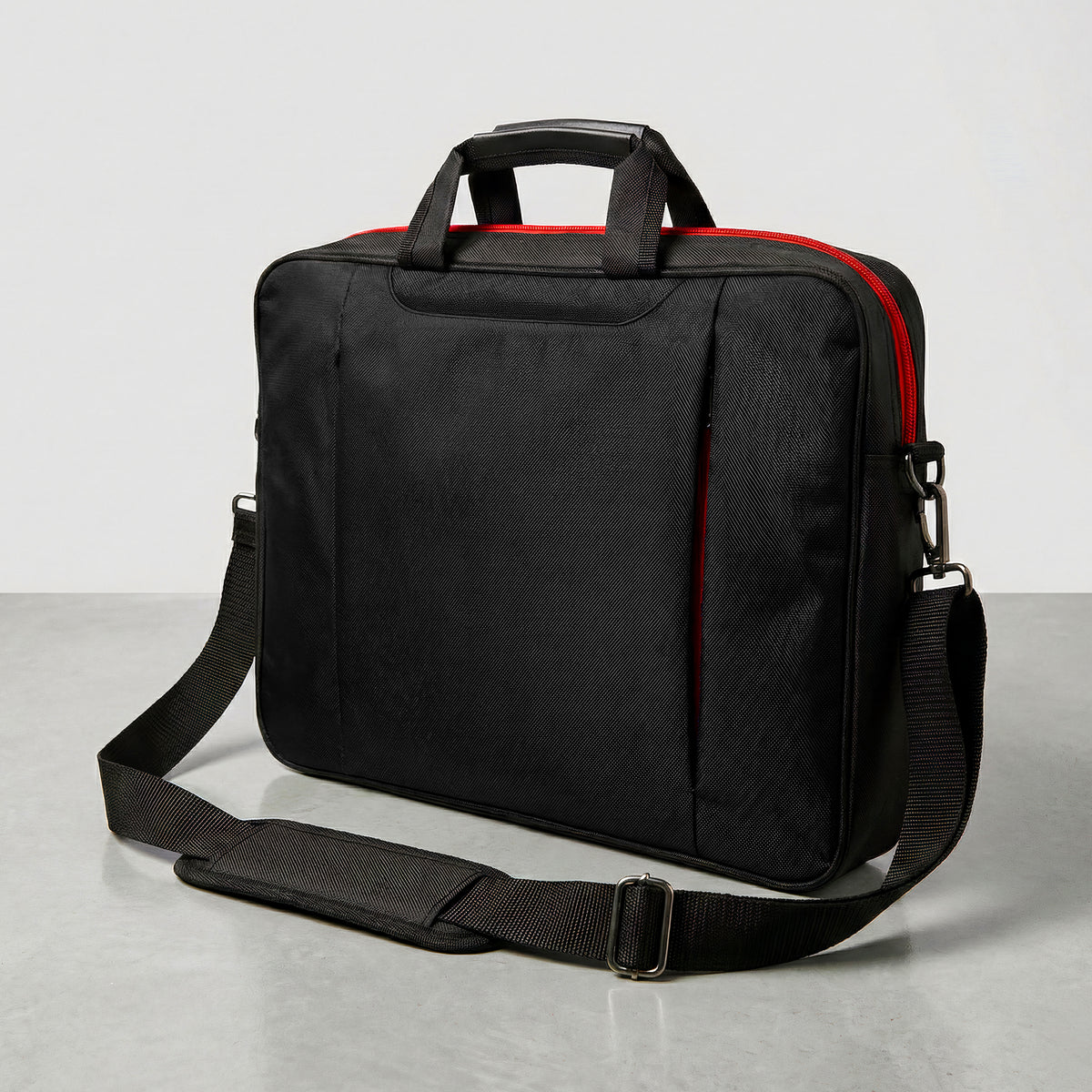 Maletín para Laptop 15.6" · Portafolio con Correa para Hombro · Negro