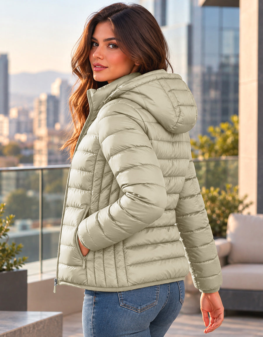 Chamarra Acolchada Mujer con Capucha · Ligera y Entallada color Beige