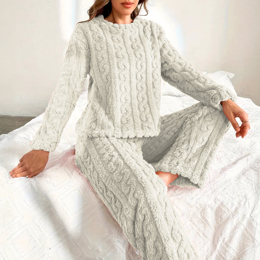 Pijama Afelpada Mujer Textura Trenzada · Suéter y Pantalón Tipo Peluche · Talla G/XG color Blanco