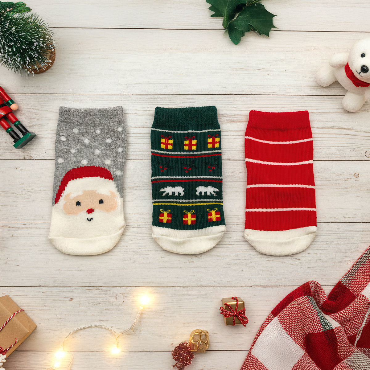 Set de 3 Pares de Calcetines Navideños para Bebé · Suaves · 6 a 12 Meses
