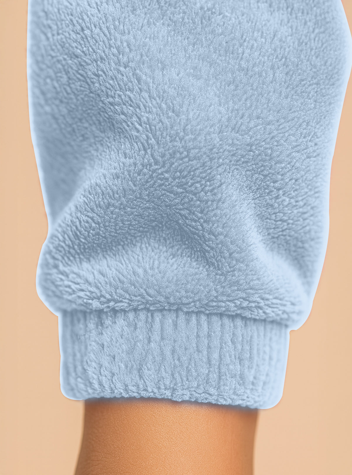 Pijama Polar Mujer con Bordado Angel · Sudadera y Jogger Afelpados · Unitalla color Azul Cielo