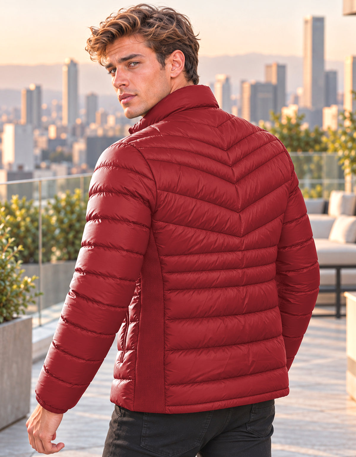 Chamarra Acolchada Hombre Ligera e Impermeable · Cuello Alto color Rojo