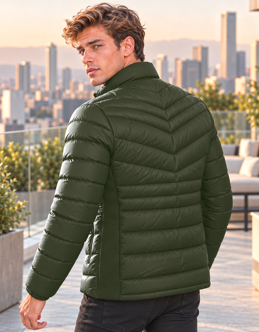Chamarra Acolchada Hombre Ligera e Impermeable · Cuello Alto color Verde Militar