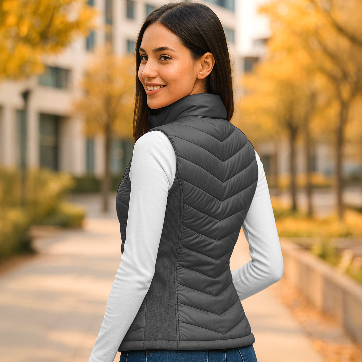 Chaleco Acolchado Mujer Ligero e Impermeable · Cuello Alto color Gris