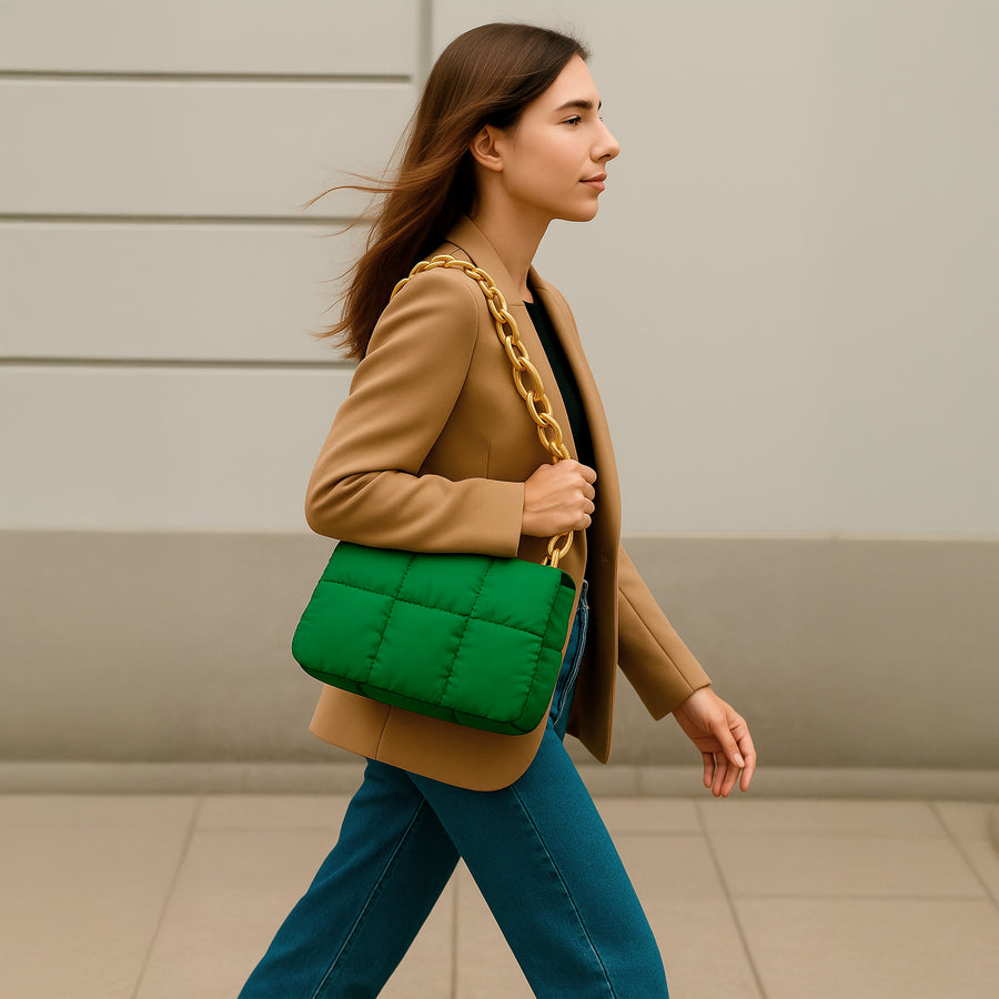 Bolsa Acolchada Mujer con Cadena Dorada · Bandolera 25 × 16 cm color Verde