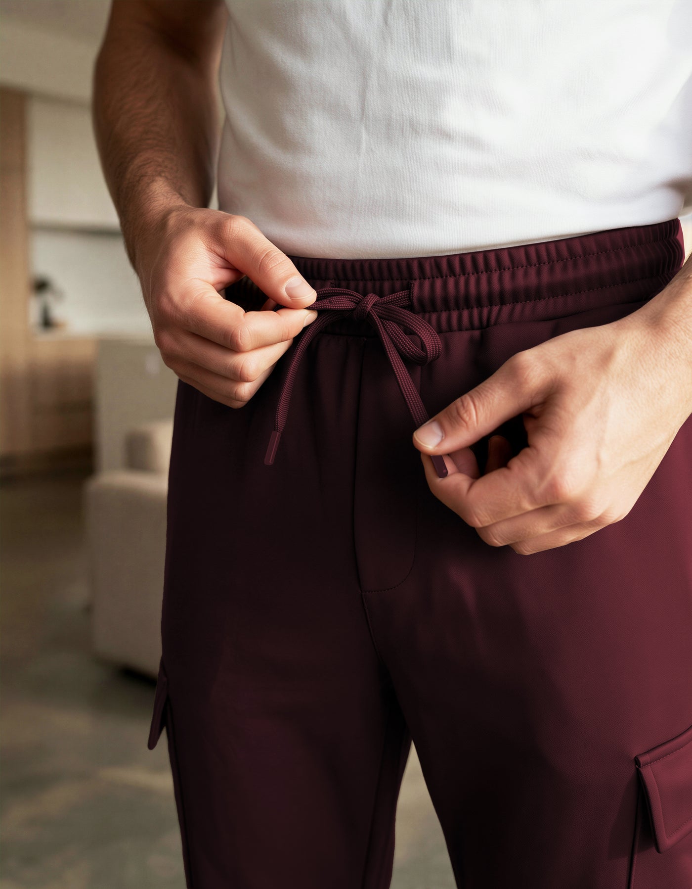 Pants Jogger Cargo Hombre Fleece con Bolsillos Laterales color Vino
